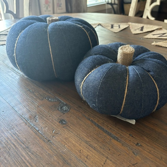 Five item fall thankful bundle of two pumpkins, sign, banner & espresso cup set - Picture 7 of 16